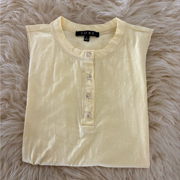 FORE Women's Yellow Sleeveless 1/4 Button Swing Muscle Tee Top - Picture 4 of 4